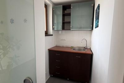 Apartament cu 3 camere decomandat în P-ța Muncii - 3