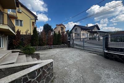 Casă cu 4 camere în Central - 2