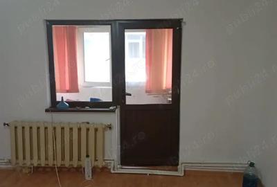 Vand apartament 2 camere confort 1 zona patriei - 3