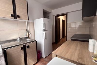 Apartament cu 3 camere de inchiriat in zona Piata 1 Decembrie - Oradea - 9