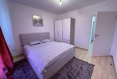 Apartament cu 2 camere decomandat în Tractorul - 2