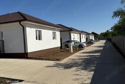 Casă cu Teren 340 Mp în Sânandrei