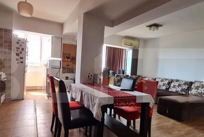 Apartament cu 3 Camere Spa?ios ?i Luminos de Vanzare Z - 1