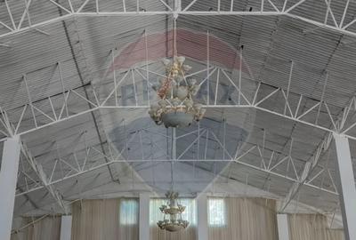 Spațiu comercial, de 2,500 mp, în Central - 13