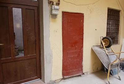 Apartament cu 3 camere decomandat în Central - 2