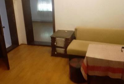 Casă cu 6 camere cu Teren 500 Mp în Moșnița Veche - 4