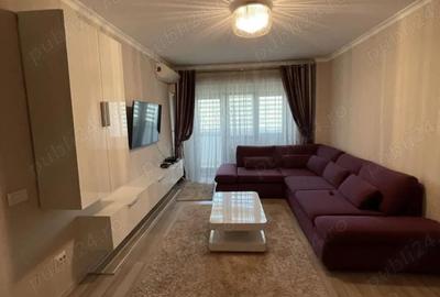 3 Camera Gara - Carrefour Market - 1