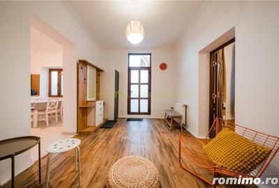 Apartament cu 3 camere nedecomandat, mobilat în Schei - 14