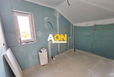 Casă individuală cu 4 camere cu Canalizare în Micești - 13