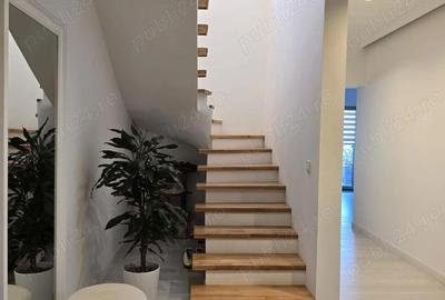 Apartament cu 4 camere decomandat în Unirii - 9