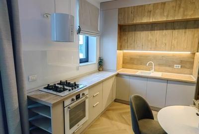 Garsonieră decomandată, mobilată în Universitate - 3