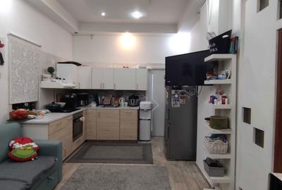 Casă cu 4 camere în Vitan - 8