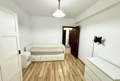 Spațiu comercial, de 40 mp, în Central - 7