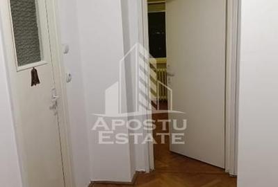 Apartament cu 3 camere semidecomandat în Take Ionescu - 12