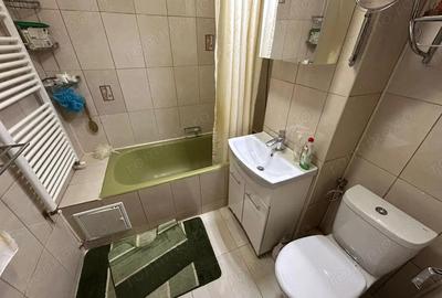 Apartament 3 camere, decomandat - Cugir - 11