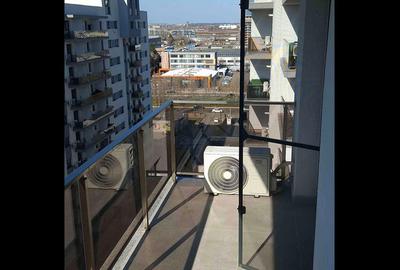 Garsonieră în Titan - 2