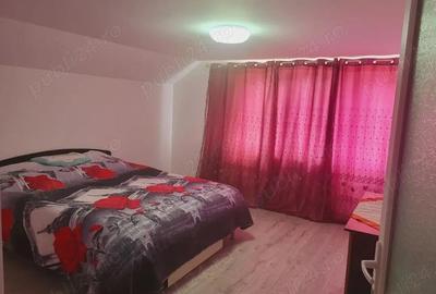 Casă cu 6 camere cu Teren 729 Mp în Căpățânești - 1