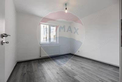 Apartament cu 3 camere de vanzare in zona Central - 9