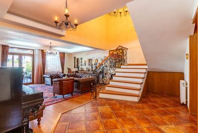 Casa / Vila in Corbeanca, pe strada Laguna Albastra, langa lac - 5