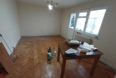 Apartament 3 camere Podul de Piatra, parter, eliberare imediata - 5