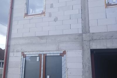 Casă cu 5 camere cu Teren 4200 Mp în Sâncraiu - 15