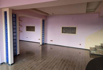 Casă cu 4 camere în Brătianu - 4