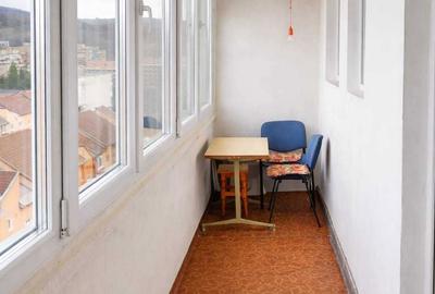 Apartament cu 2 camere decomandat în Petros - 8