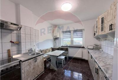 Apartament 2 camere-Inchiriere- zona Pia?a Vasile Aron, ... - 9