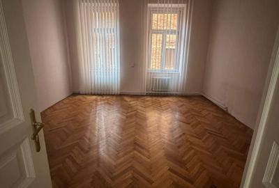 Spațiu comercial, de 100 mp, în Central - 6