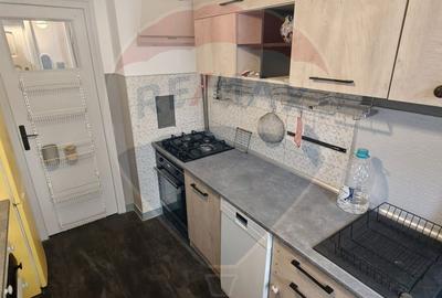 Apartament cu 3 camere, mobilat în Central - 4
