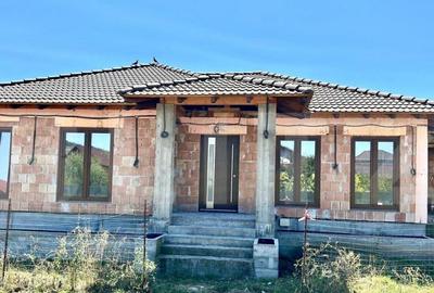 Casa individuala de vanzare, 4 camere, 105 mp utili, 500 mp - 2