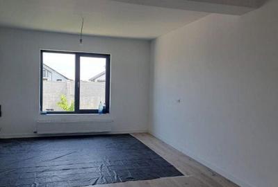 Casă cu 3 camere cu Teren 254 Mp în Central - 8