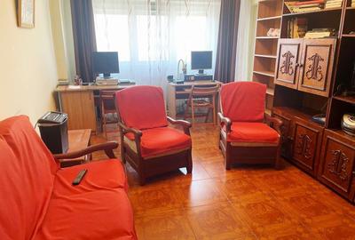 Apartament cu 4 camere decomandat în Ultracentral