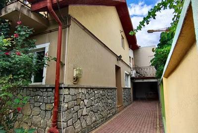 Vila exclusivista in Parcul Tineretului ?i vis a vis de Parcul Carol o raritate imobiliara