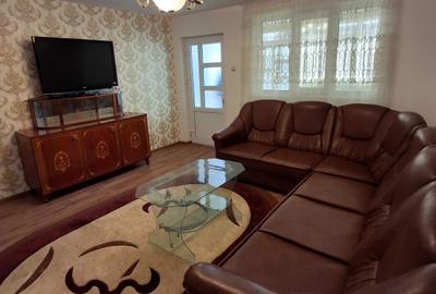 Casă cu 4 camere cu Teren 155 Mp în 23 August - 7