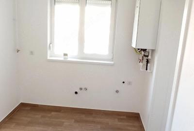 Apartament cu 3 camere semidecomandat în Careiului - 17