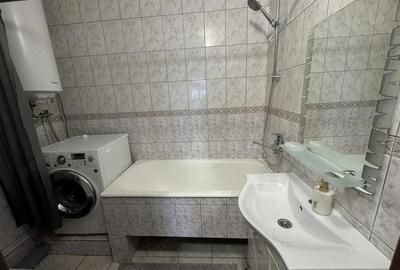 Garsoniera in Izvor, langa Facultatea de Drept - 1