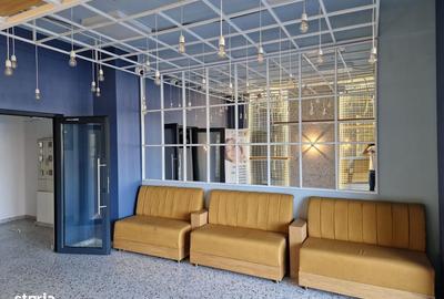 Spațiu comercial, de 280 mp, în Central - 4