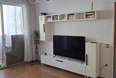 Apartament cu 2 camere decomandat în Florești