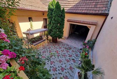 Casa de vanzare central - 3