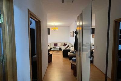 Apartament cu 3 camere semidecomandat, mobilat în Vitan - 6