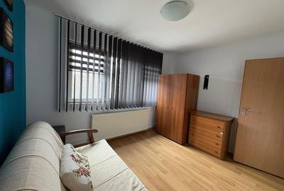 Apartament cu 3 camere semidecomandat în Sud - 4