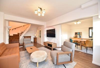 Apartament cu 3 camere decomandat, mobilat în P-ța Unirii