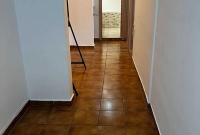 Apartament cu 3 camere decomandat în Buzaului - 5