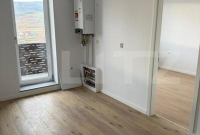 Apartament cu 3 camere semidecomandat în Iris - 2