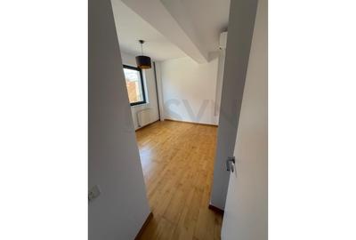 Apartament cu 4 camere semidecomandat în Dorobanți - 8