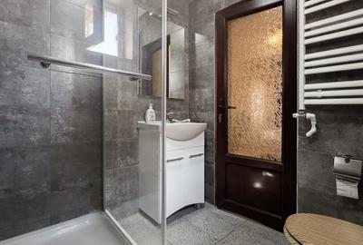 Casă individuală cu 7 camere cu Canalizare în Eforie Nord - 20