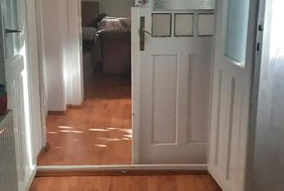 Casă cu 3 camere în Central - 2