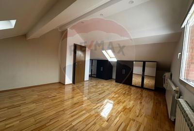 Casă cu 6 camere cu Piscina în Băneasa - 18