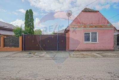 Casă cu 3 camere cu Teren 360 Mp în Sânpetru - 12